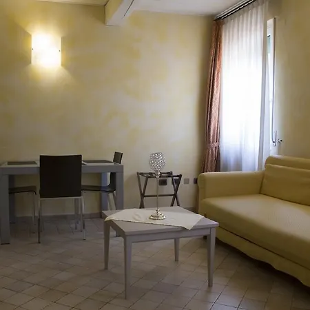 Gasthof Il Pagliericcio - Smart Dentro Le Mura Ferrara