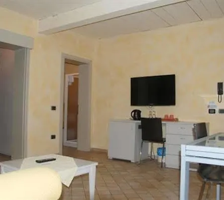 Konukevi Il Pagliericcio - Smart Dentro Le Mura 4*