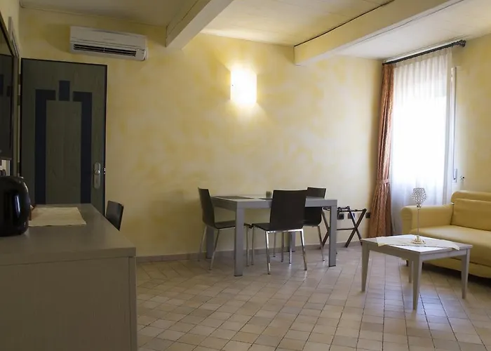 Il Pagliericcio - Smart Dentro Le Mura 4* Ferrara